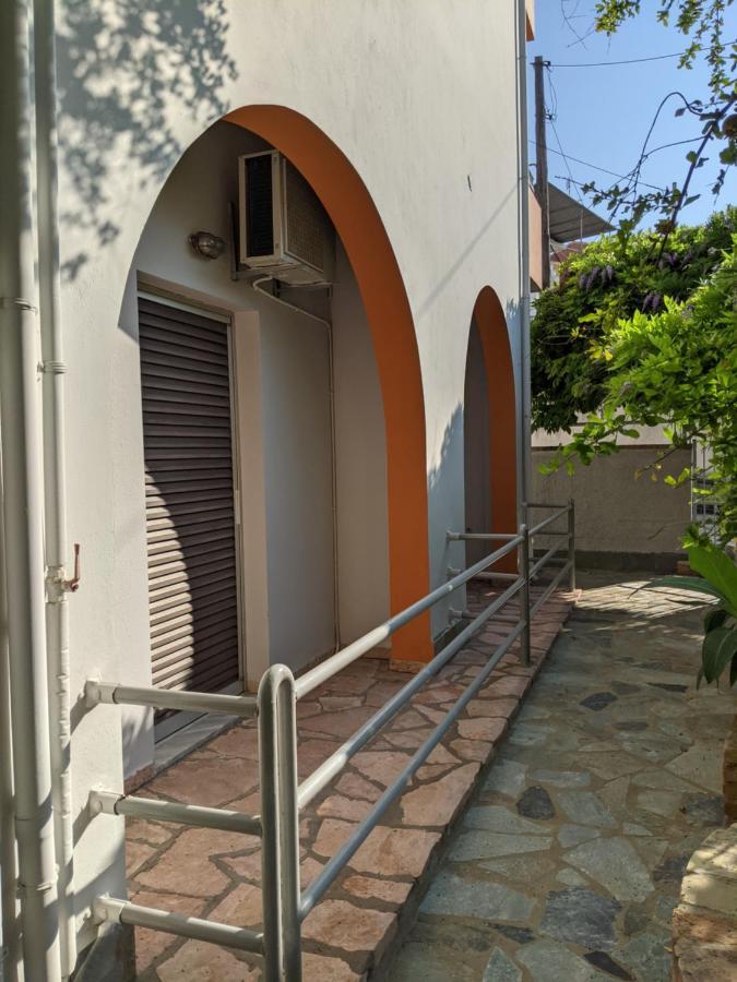 Hotel Omirico Gouvia Exterior foto
